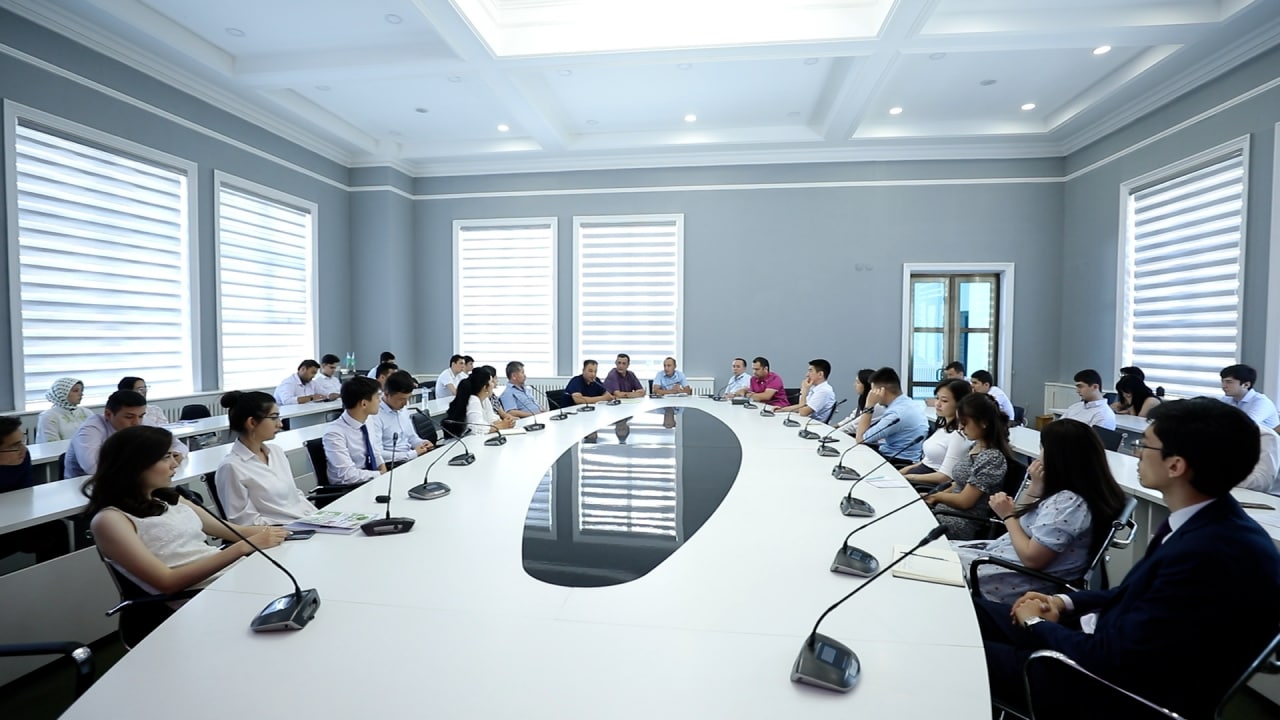 Сотрудники ГУВД столицы провели встречу со студентами Филиала Российского государственного...