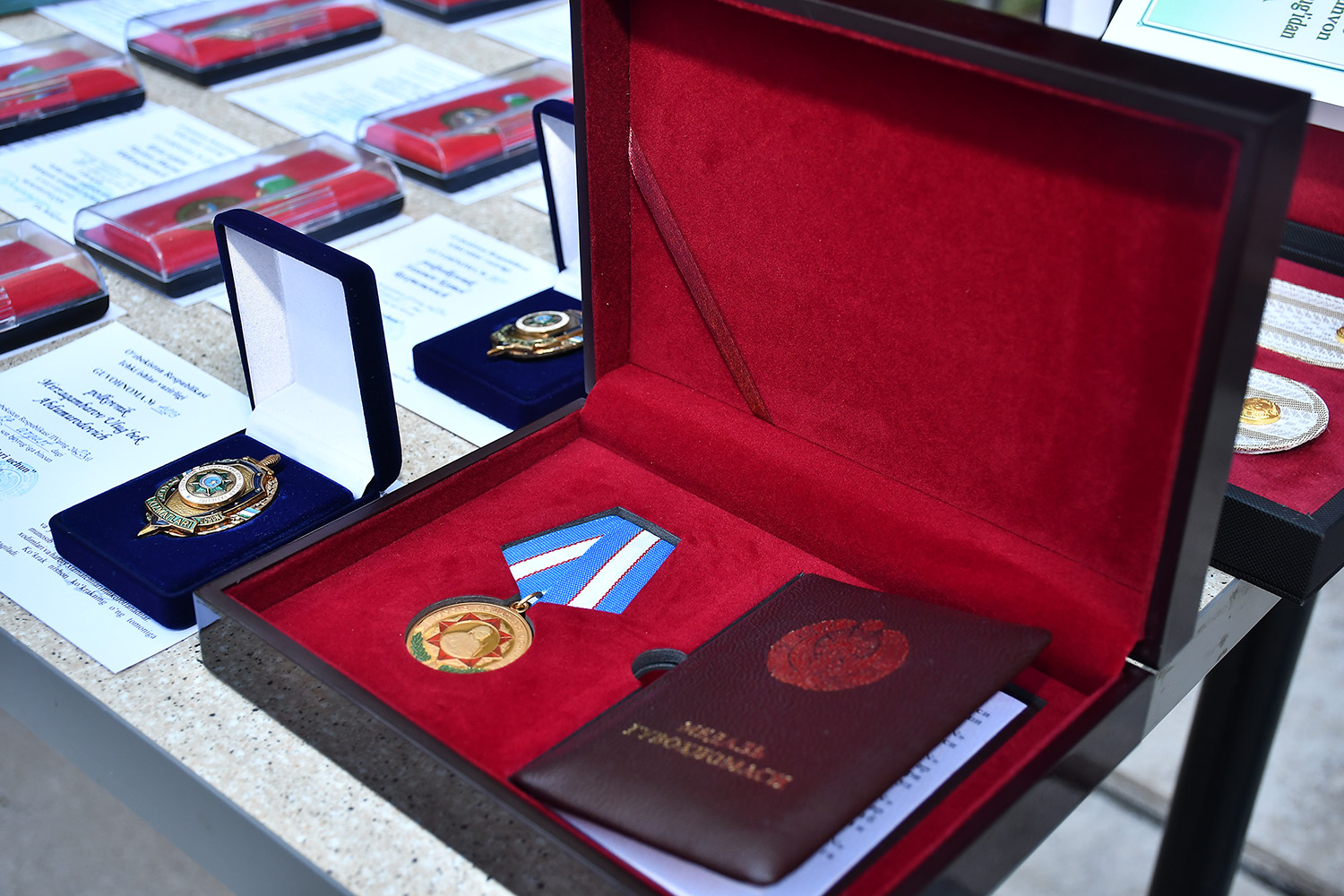 Достойное признание самоотверженного труда: в ГУВД г. Ташкента вручили награды их обладате...