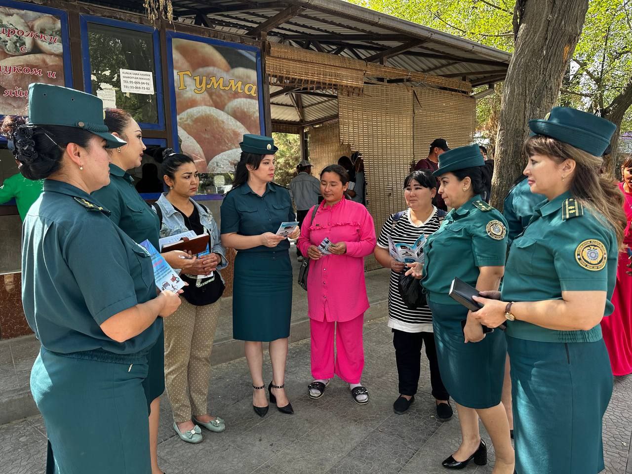 О работе старших инспекторов по вопросам женщин УКД ОВД Юнусабадского района в рамках Дня ...