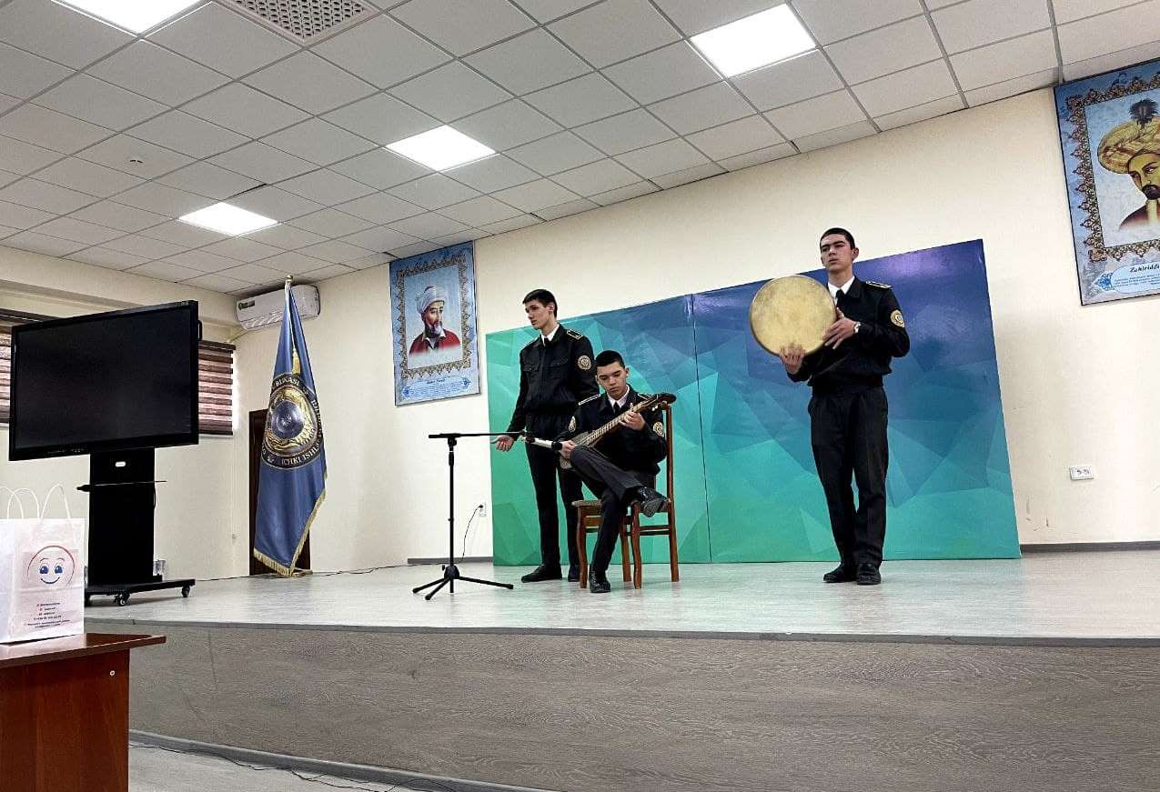 Respublika IIV 1-son Аkademik litseyida Аlisher Navoiyning tavalludiga bag`ishlangan tadbi...