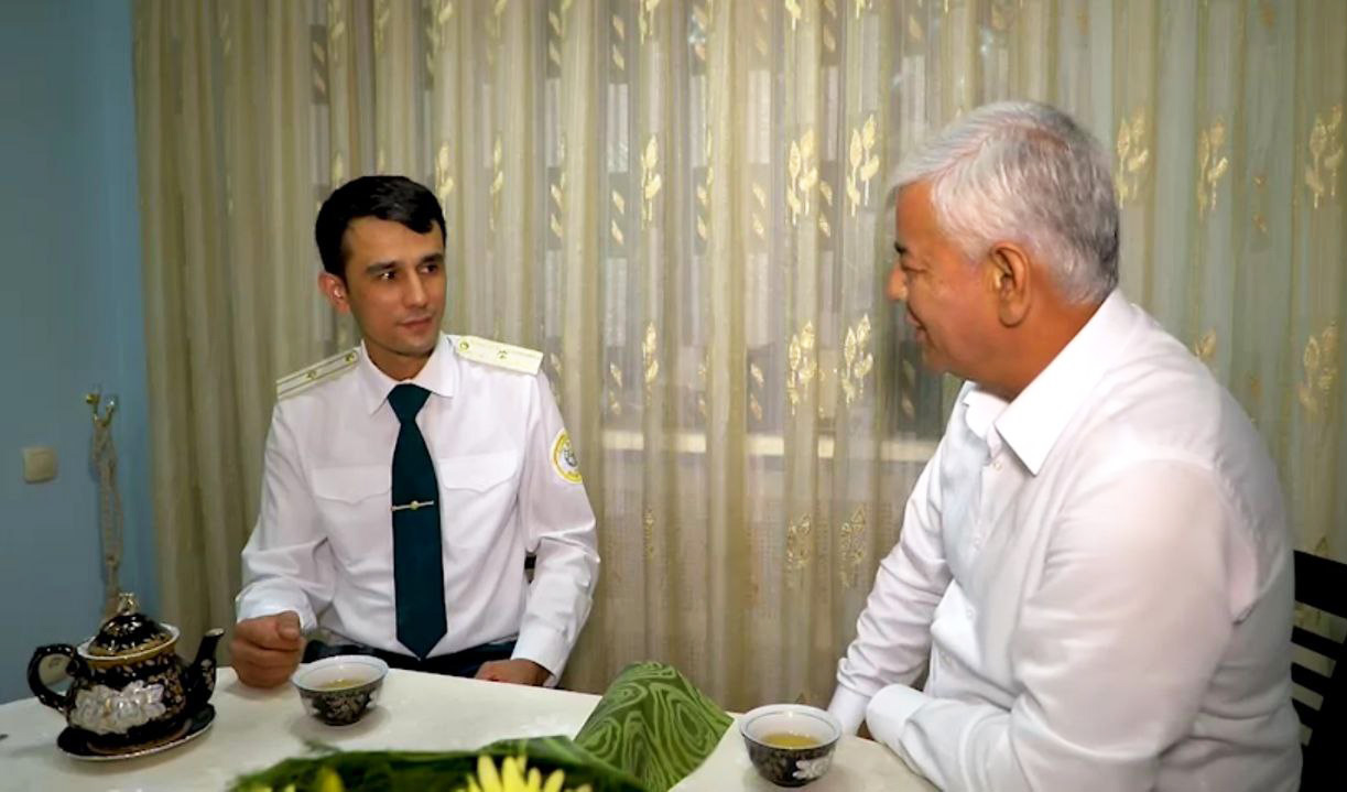 Почёт, оказанный ветеранам следственного подразделения ГУВД города Ташкента