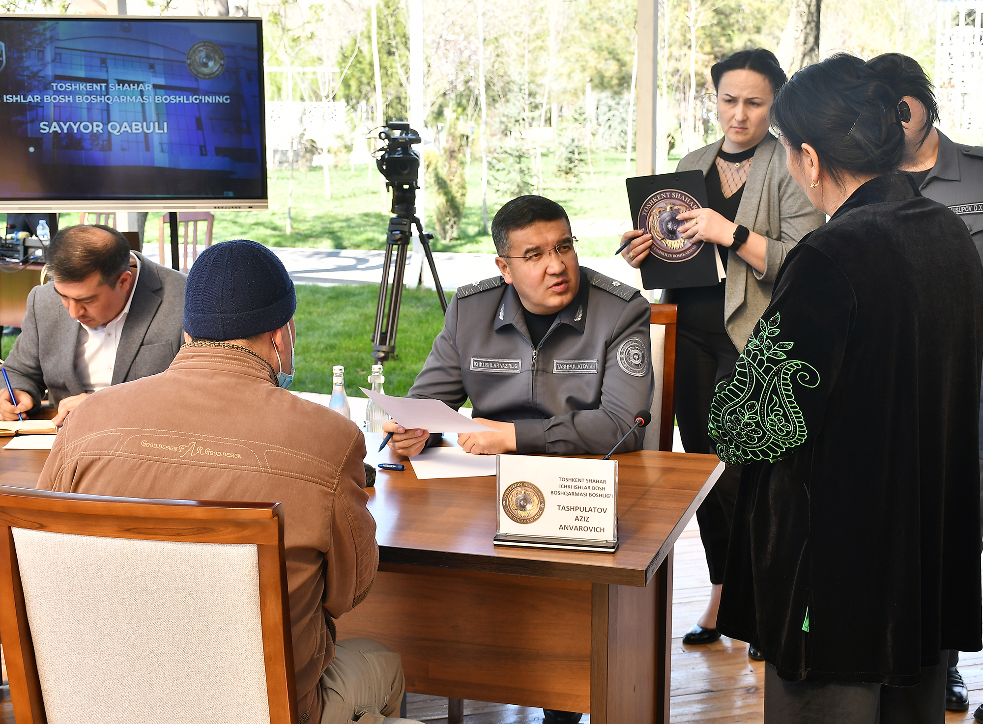 В махалле Сугдиёна Сергелийского района прошел очередной выездной приём граждан начальника...