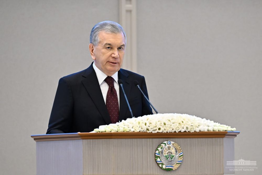 Президент Шавкат Мирзиёев иштирокида энергетика соҳасида янги қувватларни ишга тушириш ва ...
