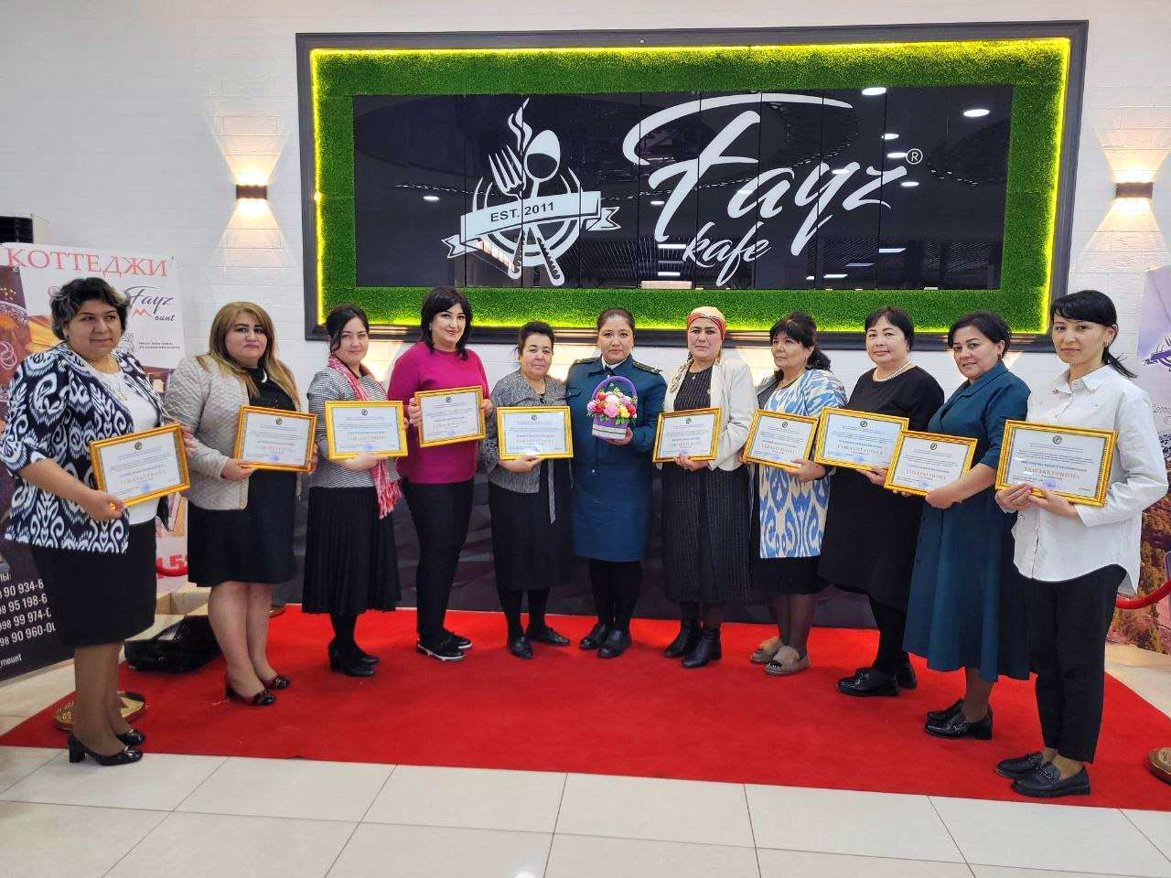 Сотрудники УКД ОВД Сергелийского района организовали праздник для жительниц