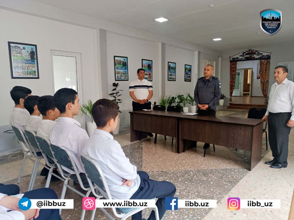 Руководитель третьего сектора Шайхантахурского района встретился с учащимися выпускного кл...