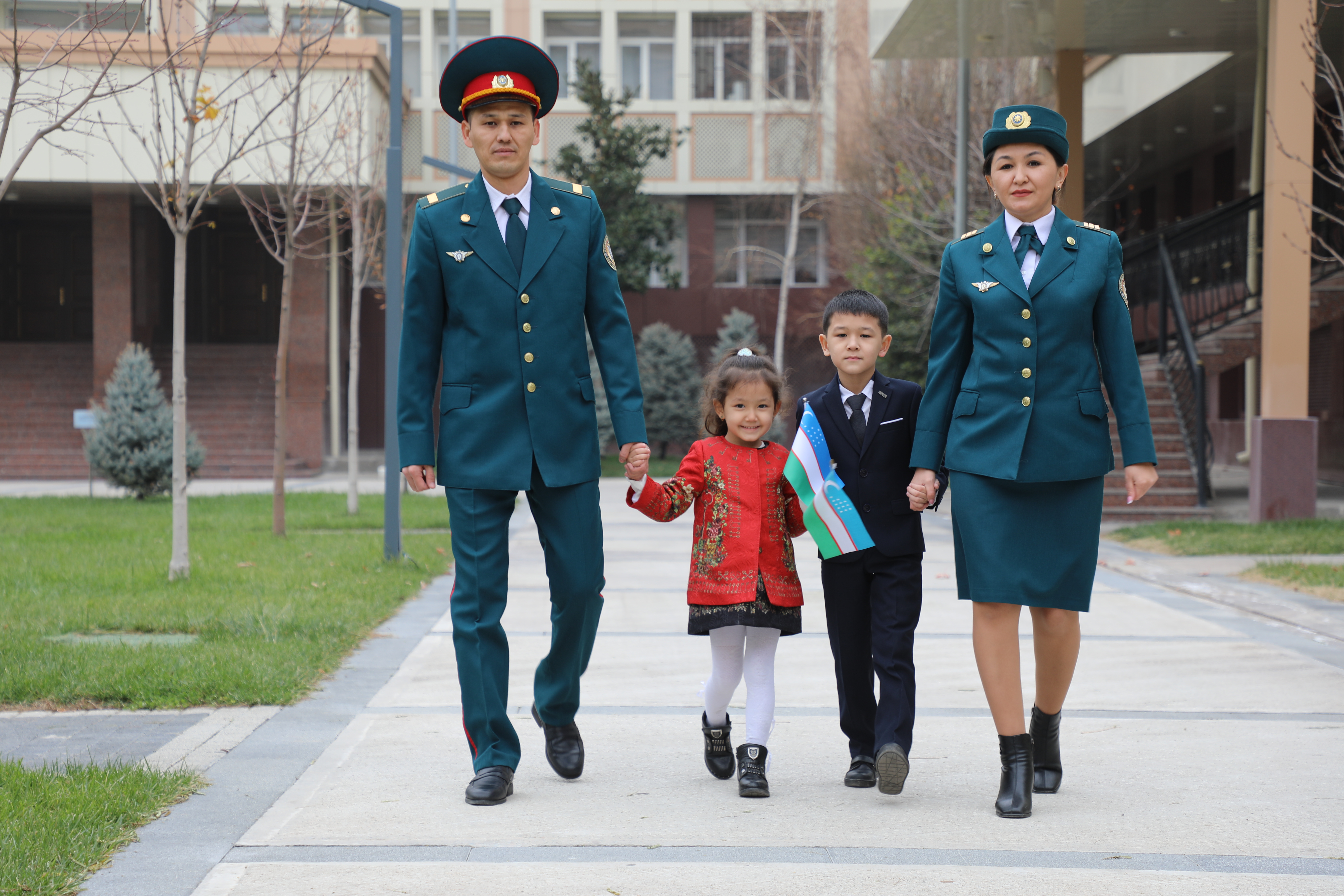 БАРЧА МИЛЛАТ ВАКИЛЛАРИ – БИР ОИЛА