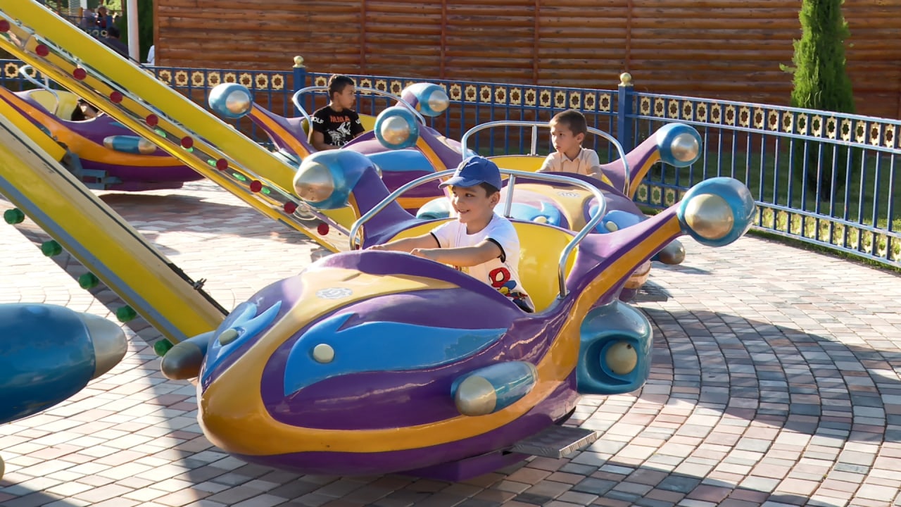 Сотрудники отраслевых служб ГУВД Ташкента организовали праздник для детворы