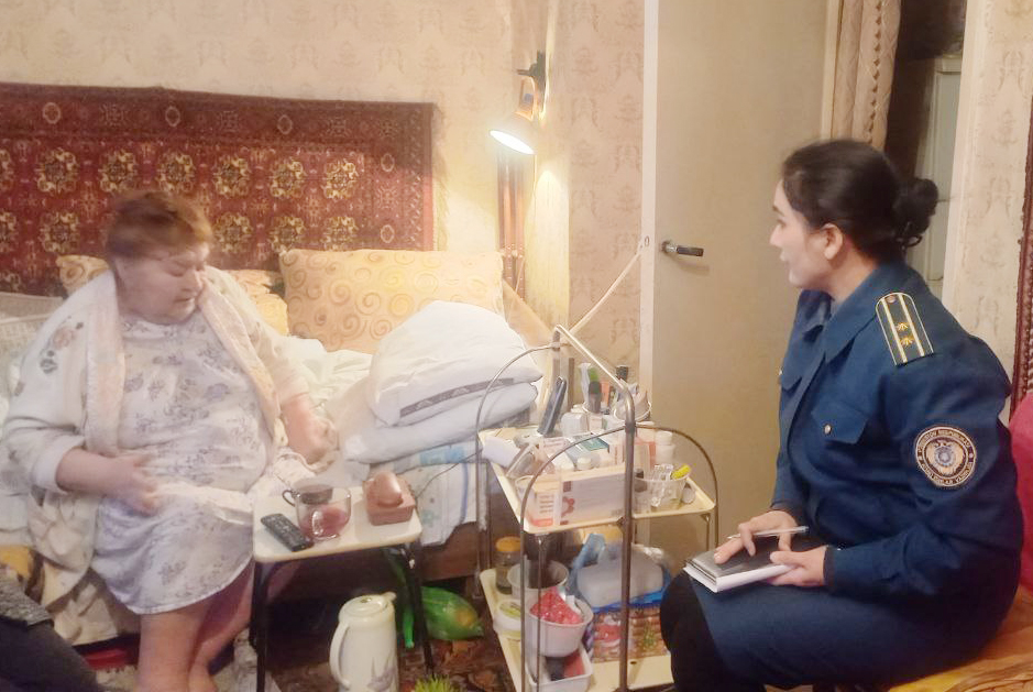 Сотрудники ГУВД Ташкента оказывают адресную помощь нуждающимся