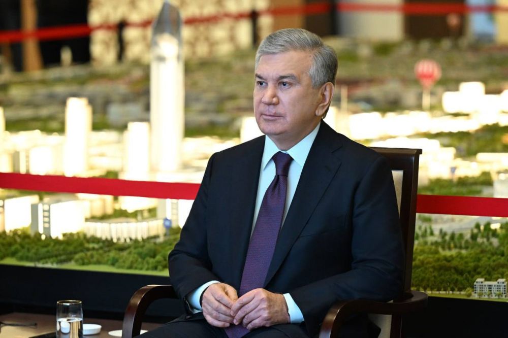 Президент ознакомился с презентацией реализуемых в Новом Ташкенте проектов