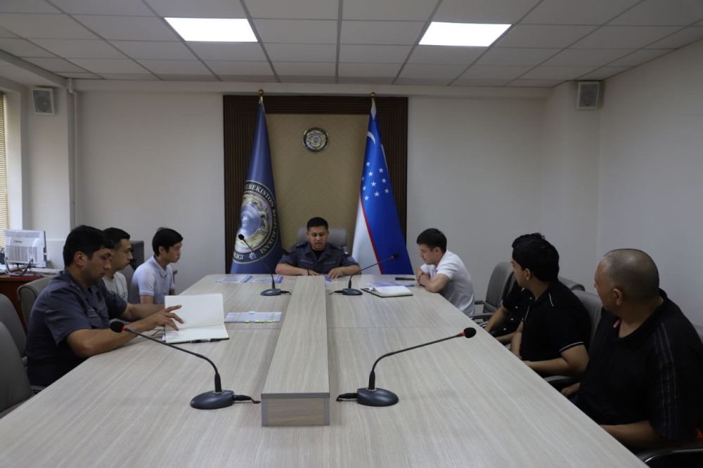 Учтепа туманида "Алоҳида этибор лозим болган ёшлар" тоифасидаги ёшлар билан очиқ мулоқот ў...